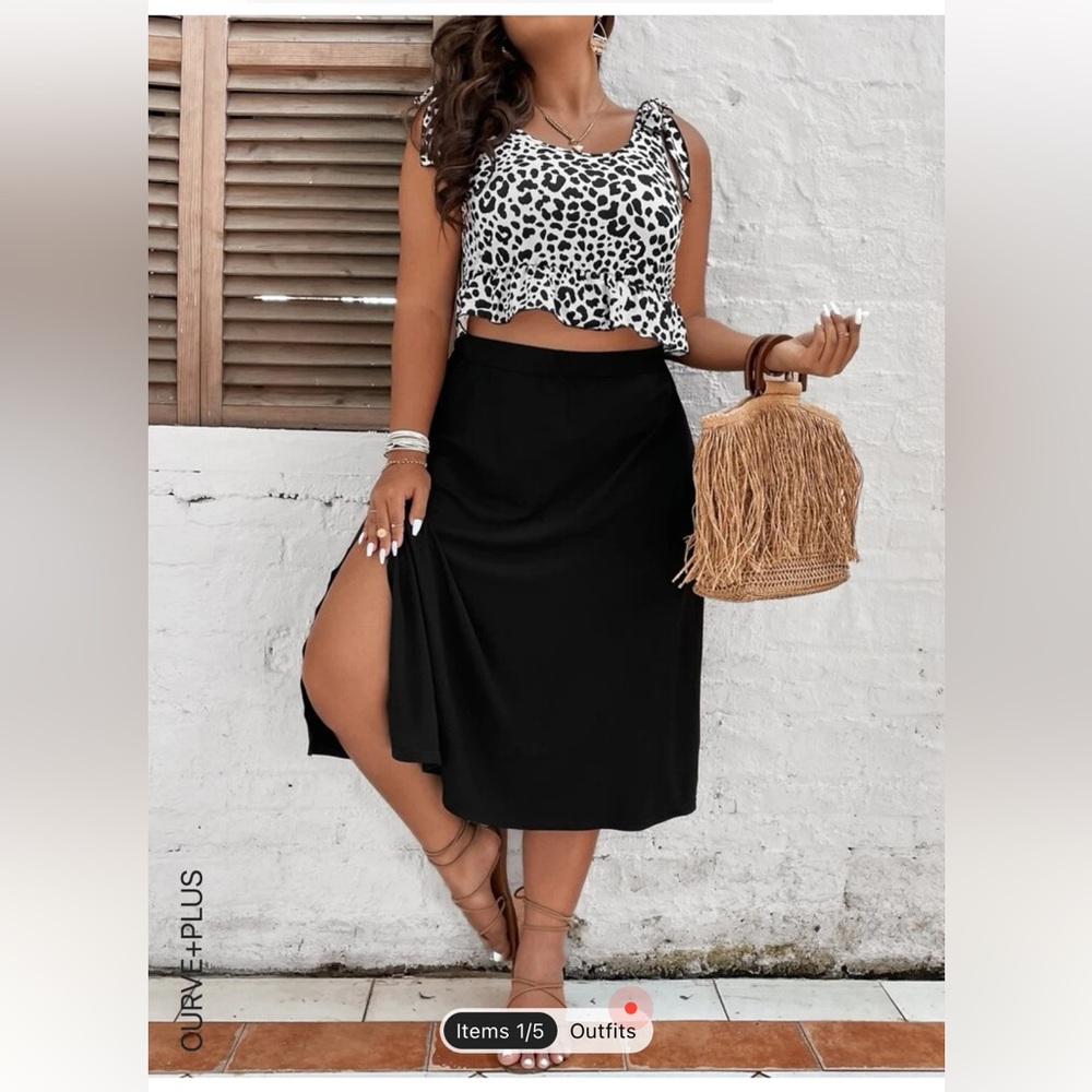 Plus size leopard print top